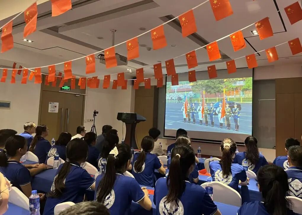 湘聯電纜集體觀看九三閱兵，汲取奮進力量！